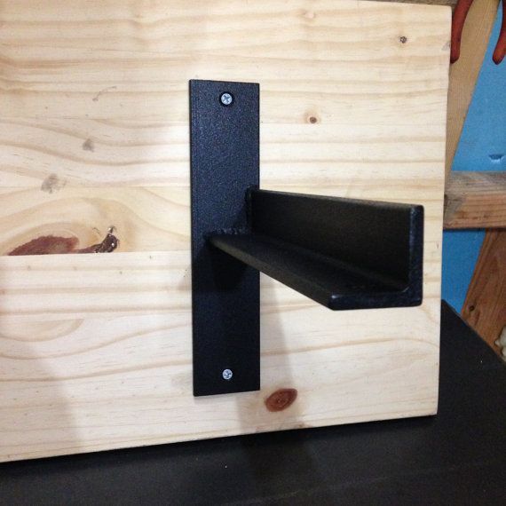 RAK DINDING SIKU BESI / Plat Besi Siku Tebal