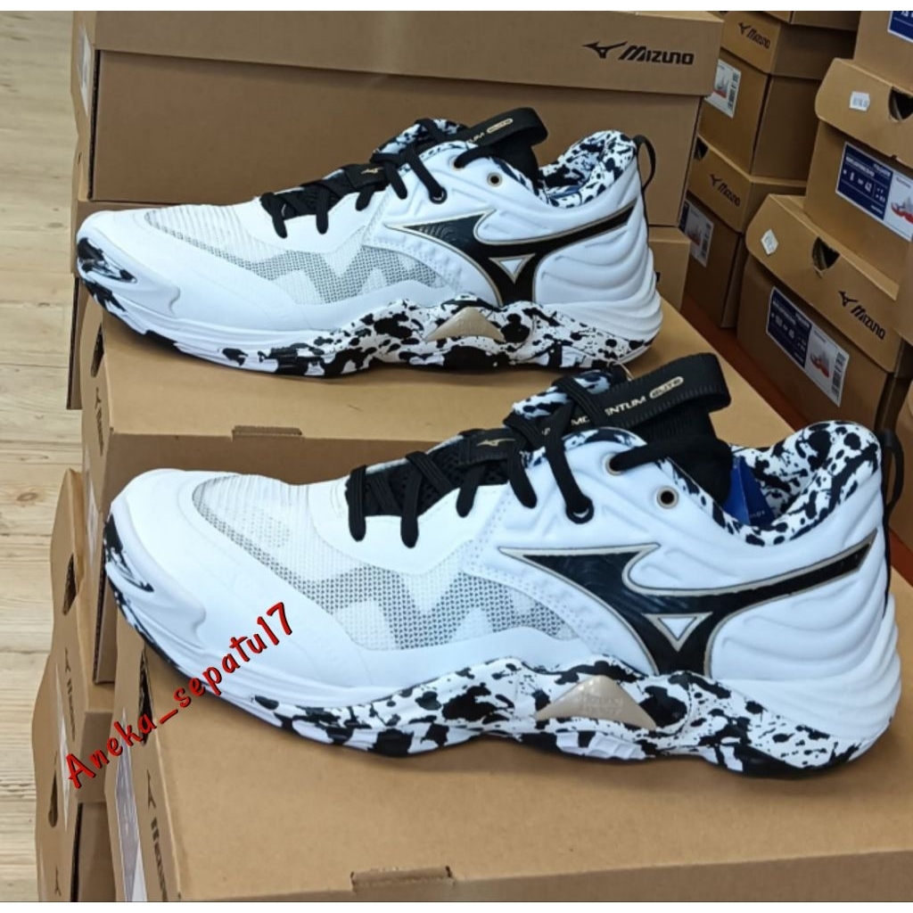 Mizuno wave momentum elite original