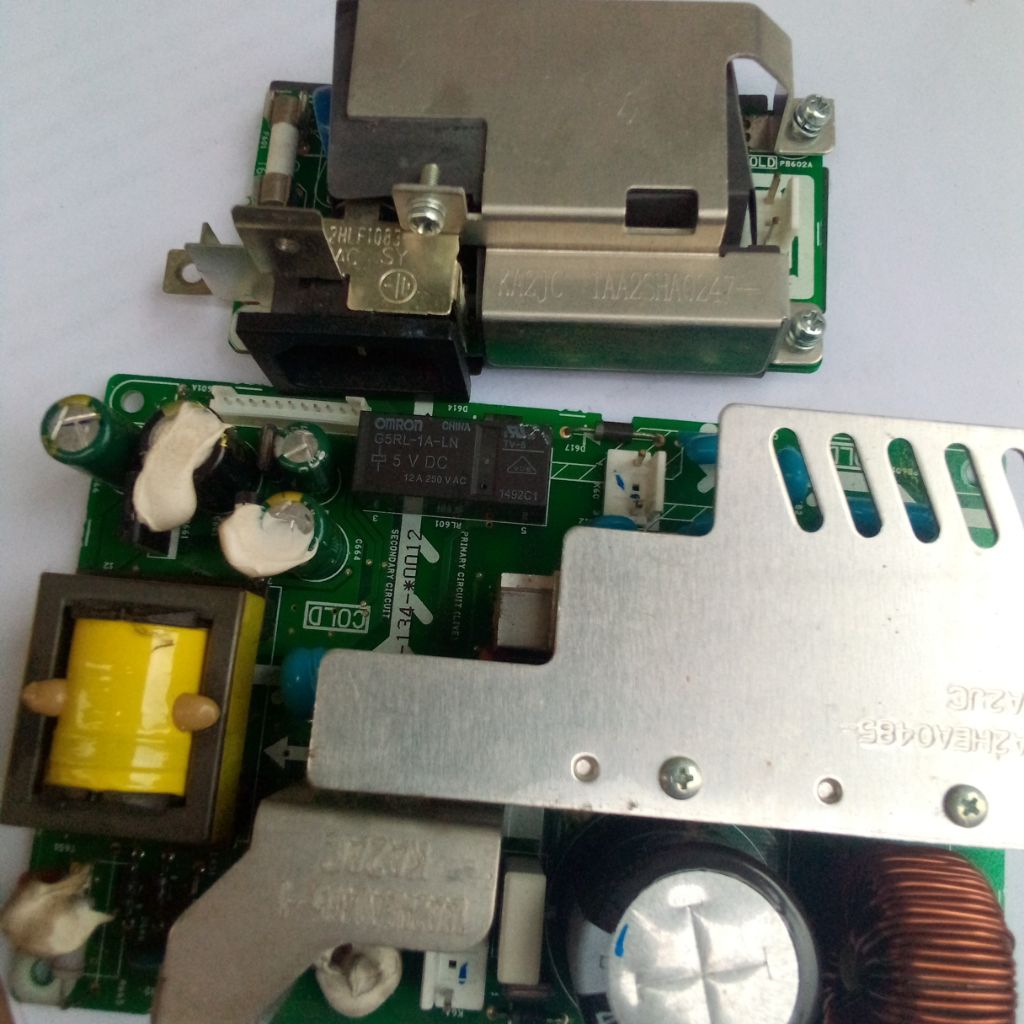 POWER SUPPLY PROYEKTOR PANASONIC PT-VX400NT PT-VX400NTEA BEKAS GARANSI