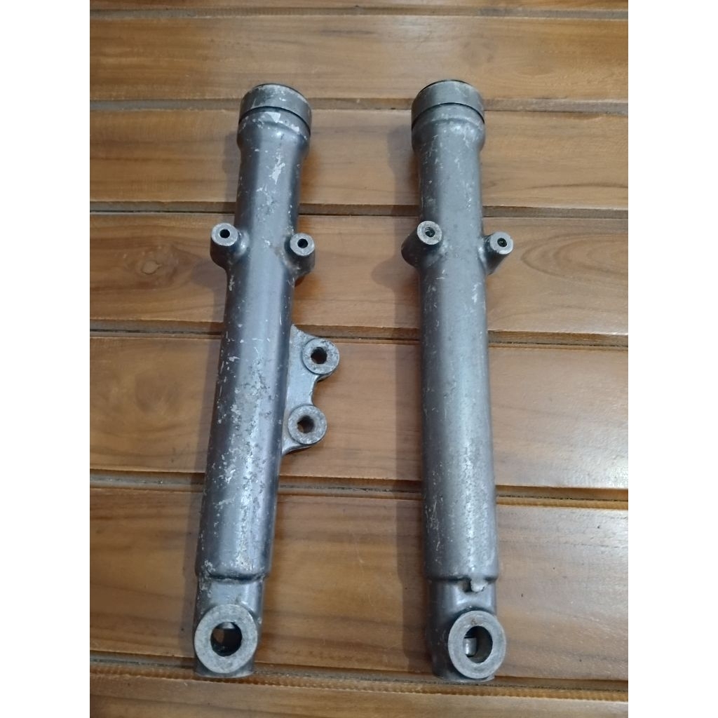 bottom/tabung shock depan yamaha rx king lama/old,rxs115 original