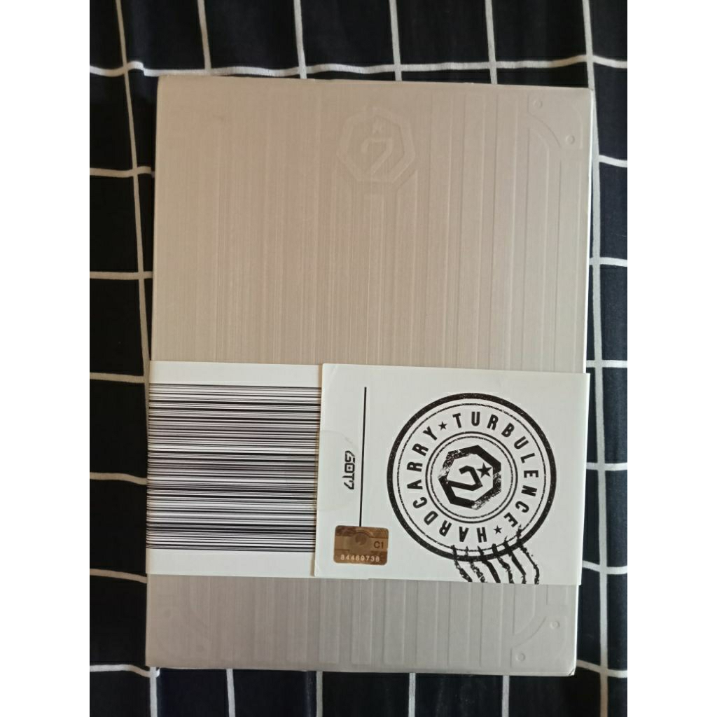 Album GOT7 Flight Log : Turbulence