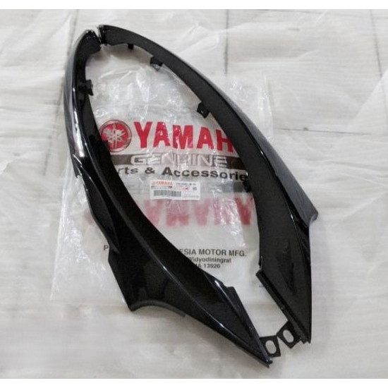 1YD-F8395-00 1YD-F837D-00 Footrest Cover Bawah Yamaha Fino Fi 115 YGP ORI