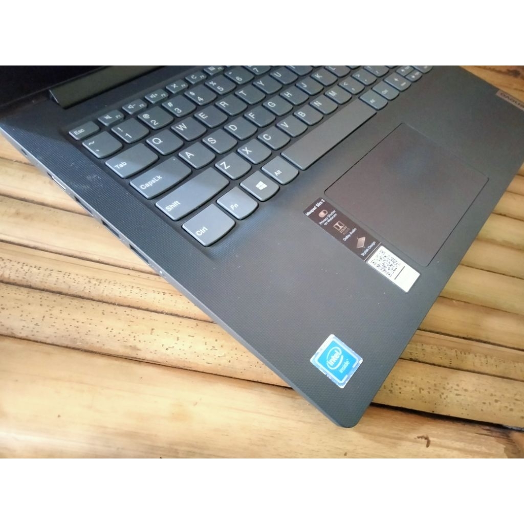 Lenovo ip slim3/n4020/RAM 4gb/SSD 512gb /vga Intel uhd/siap pake