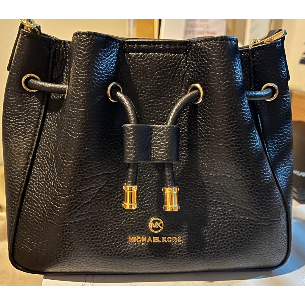 Preloved Michael kors bucket ori