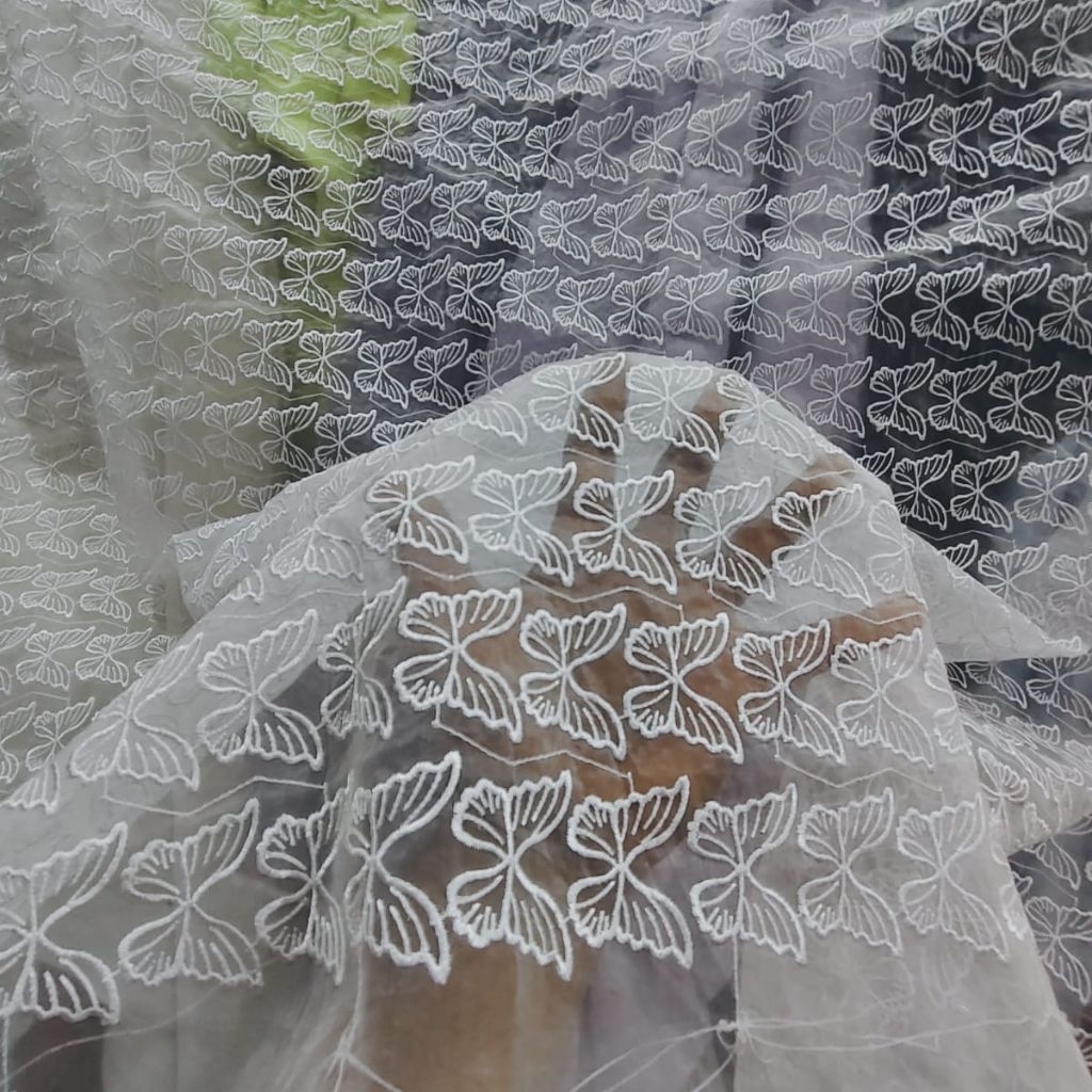 KAIN ORGANZA BORDIR PREMIUM BORDIR MOTIF KUPU-KUPU - KAIN ORGANDI BORDIR HARGA PERSETENGAH METER