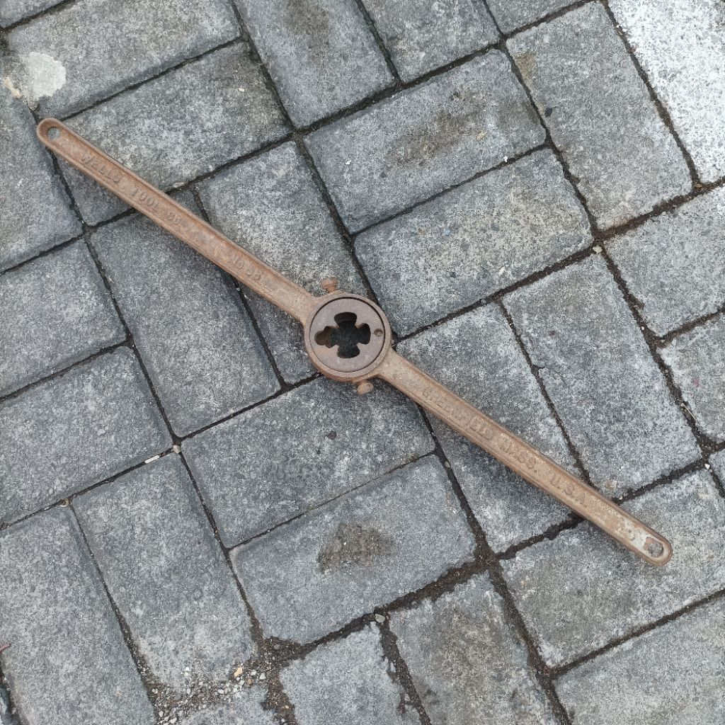 alat senai vintage wells tool