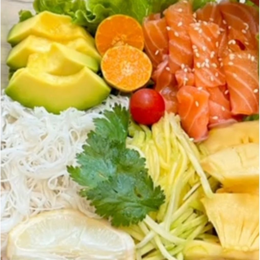 Sommmm Thailand/Rujak Thailand Salmon Bowl