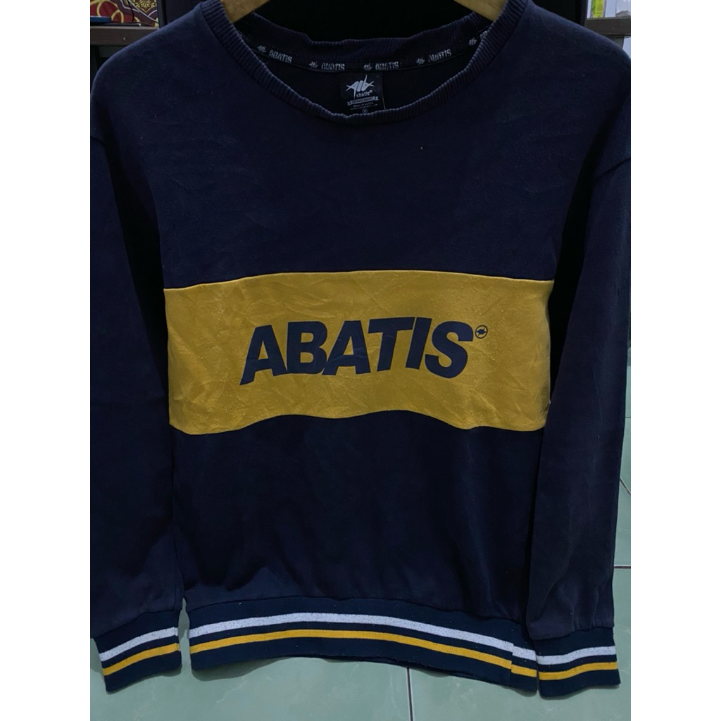 crewneck abatis