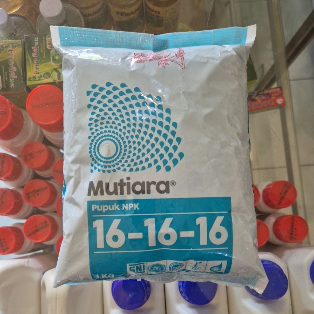 NPK MUTIARA 1616 1kg