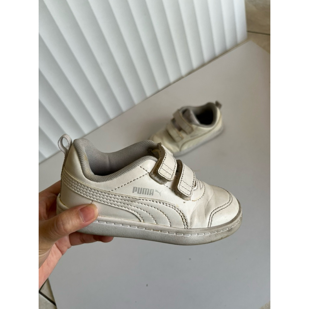[PRELOVED] Original PUMA Sepatu Anak Casual Sneakers warna Putih