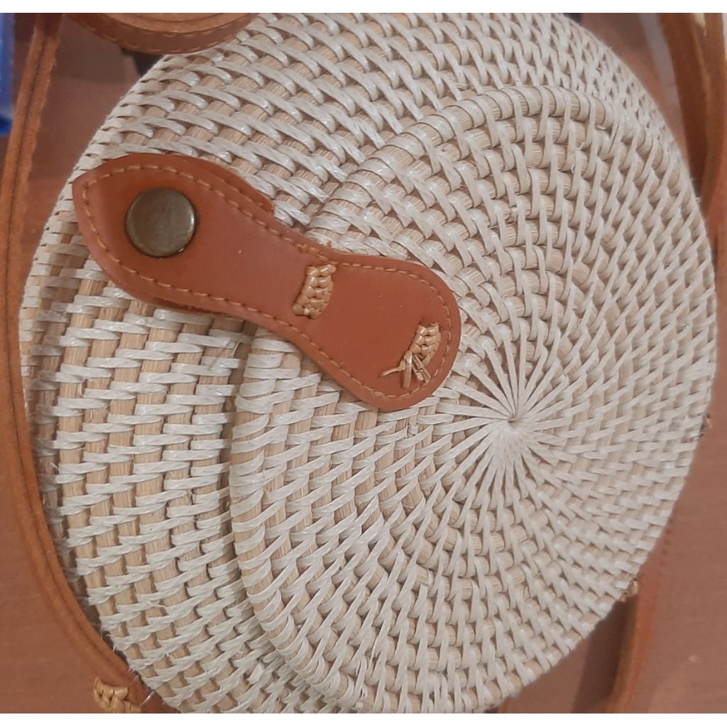 bag tas selempang wanita / tas rotan bulat lucu dan modis untuk anak, remaja, dewasa