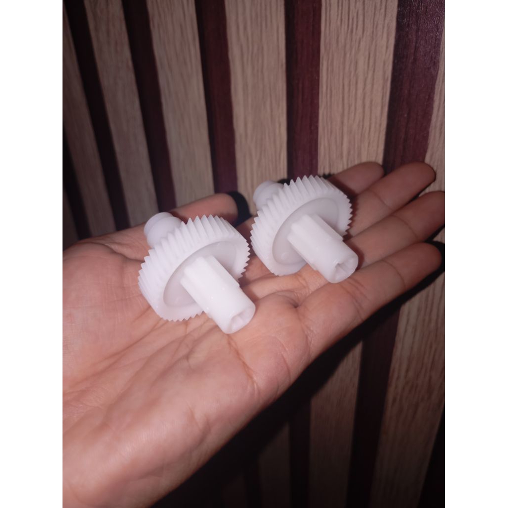 GEAR MIXER PHILIPS MODEL LAMA