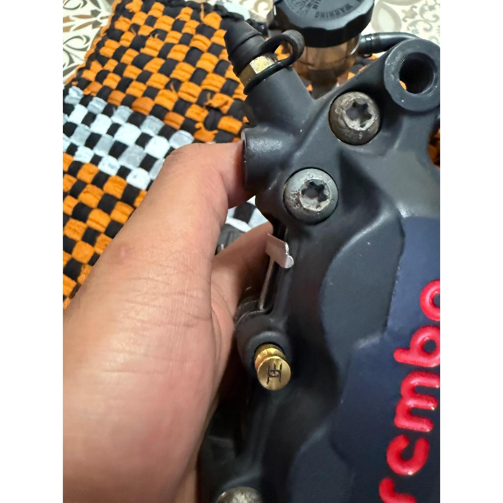 Kaliper Brembo 4P + 2P Second