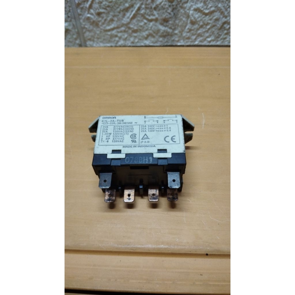 kontaktor magnetic AC Daikin 2pk