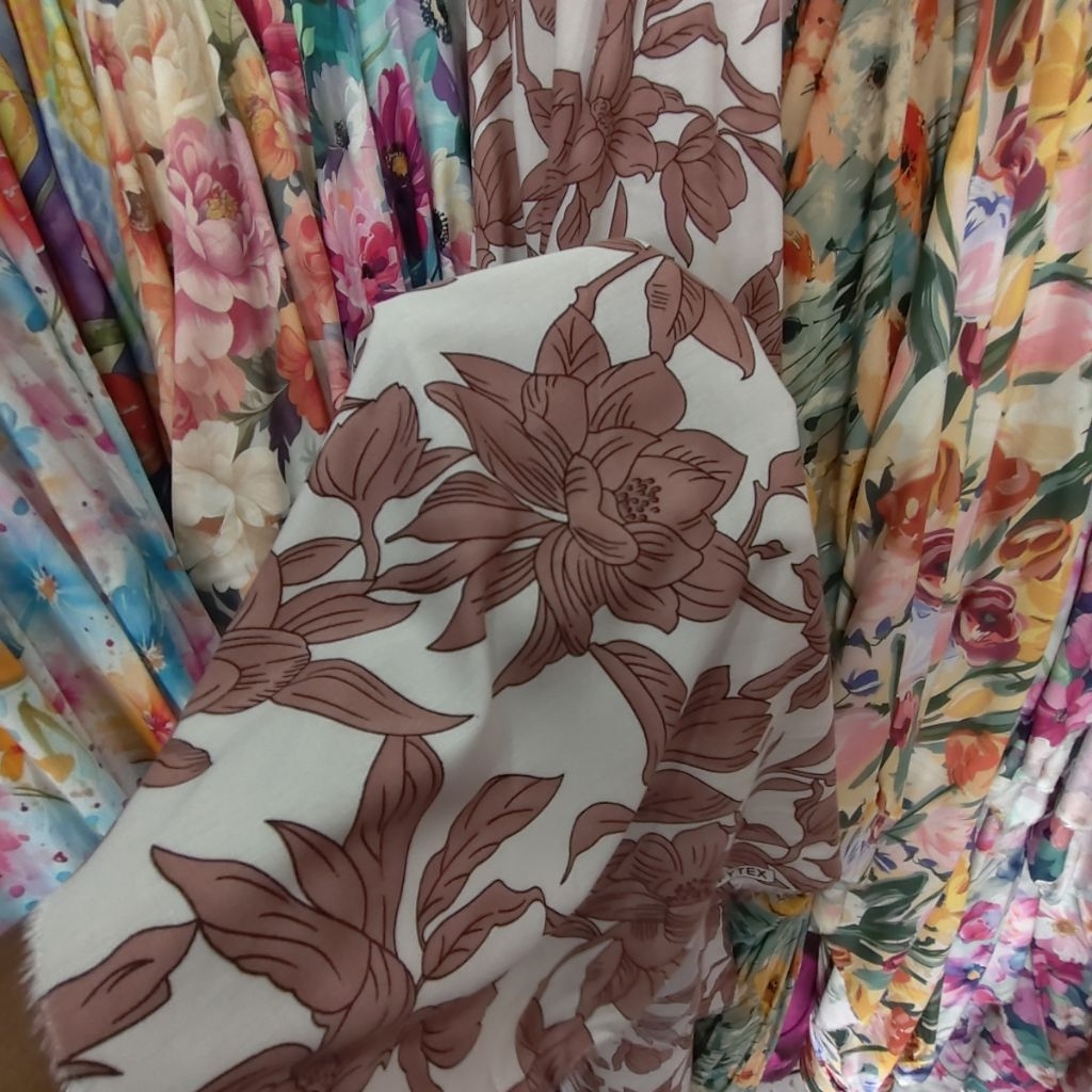 KAIN RAYON VISCOSE PREMIUM MOTIF BUNGA BESAR - KAIN RAYON MOTIF KEMBANG BESAR HARGA PERSETENGAH METE