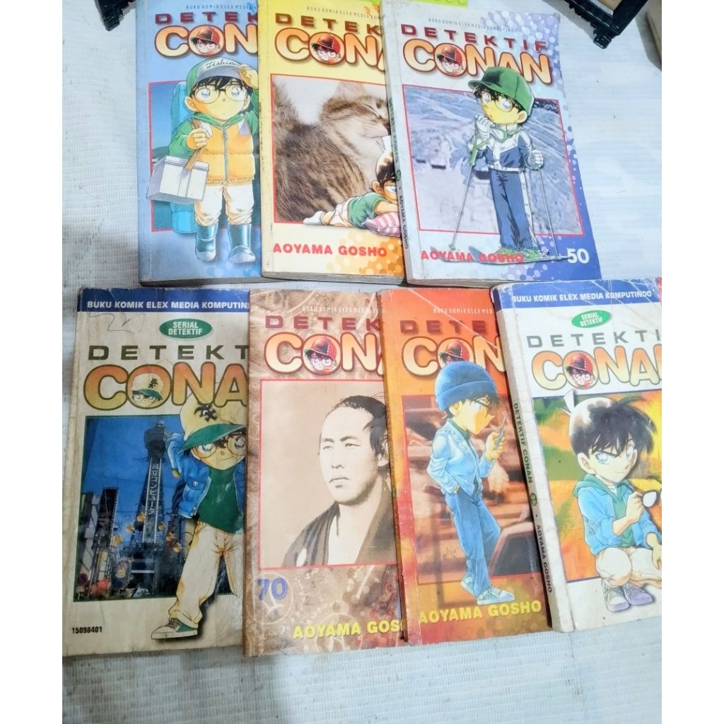 komik detektif Conan bekas