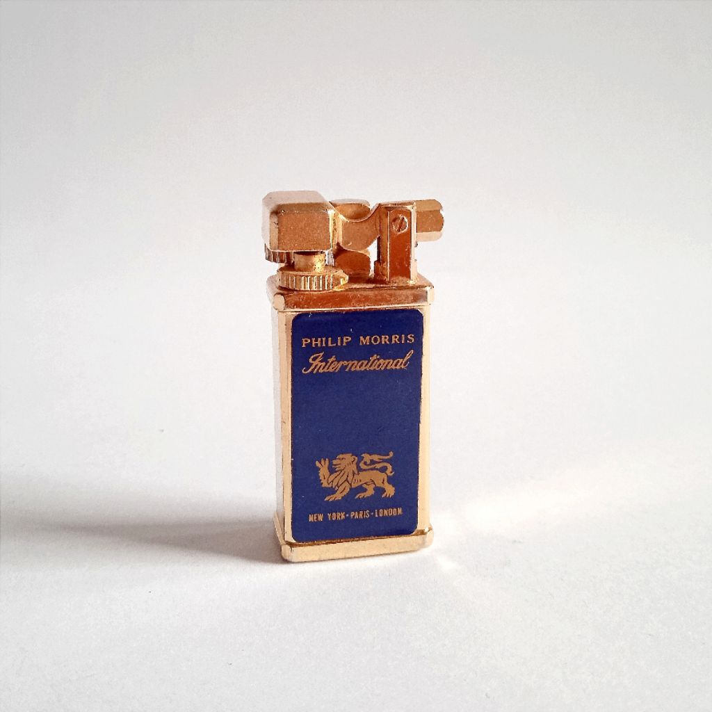 Antik Vintage Korek Gas Langka PHILIP MORRIS INTERNASIONAL - Penguin Fresh Japan Lama Bahan Logam Di