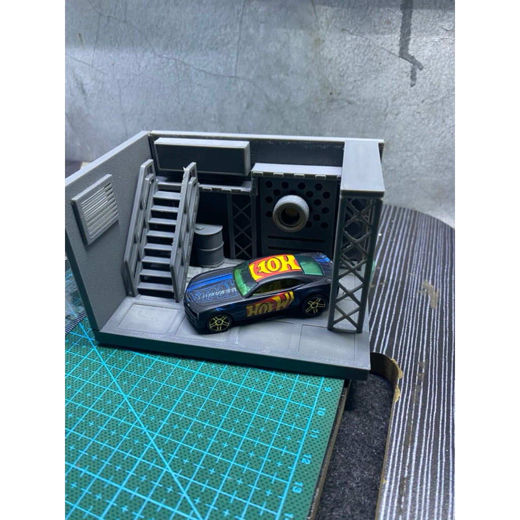 Diorama Garasi Hot Wheels