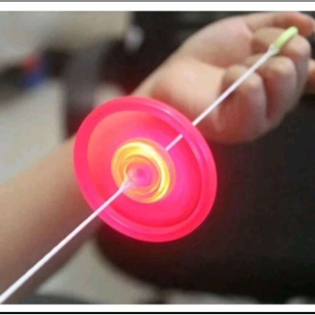 Mainan anak gasing tarik nyala lampu mainan jadul gangsing tarik Jantra nyala lampu murah harga satu