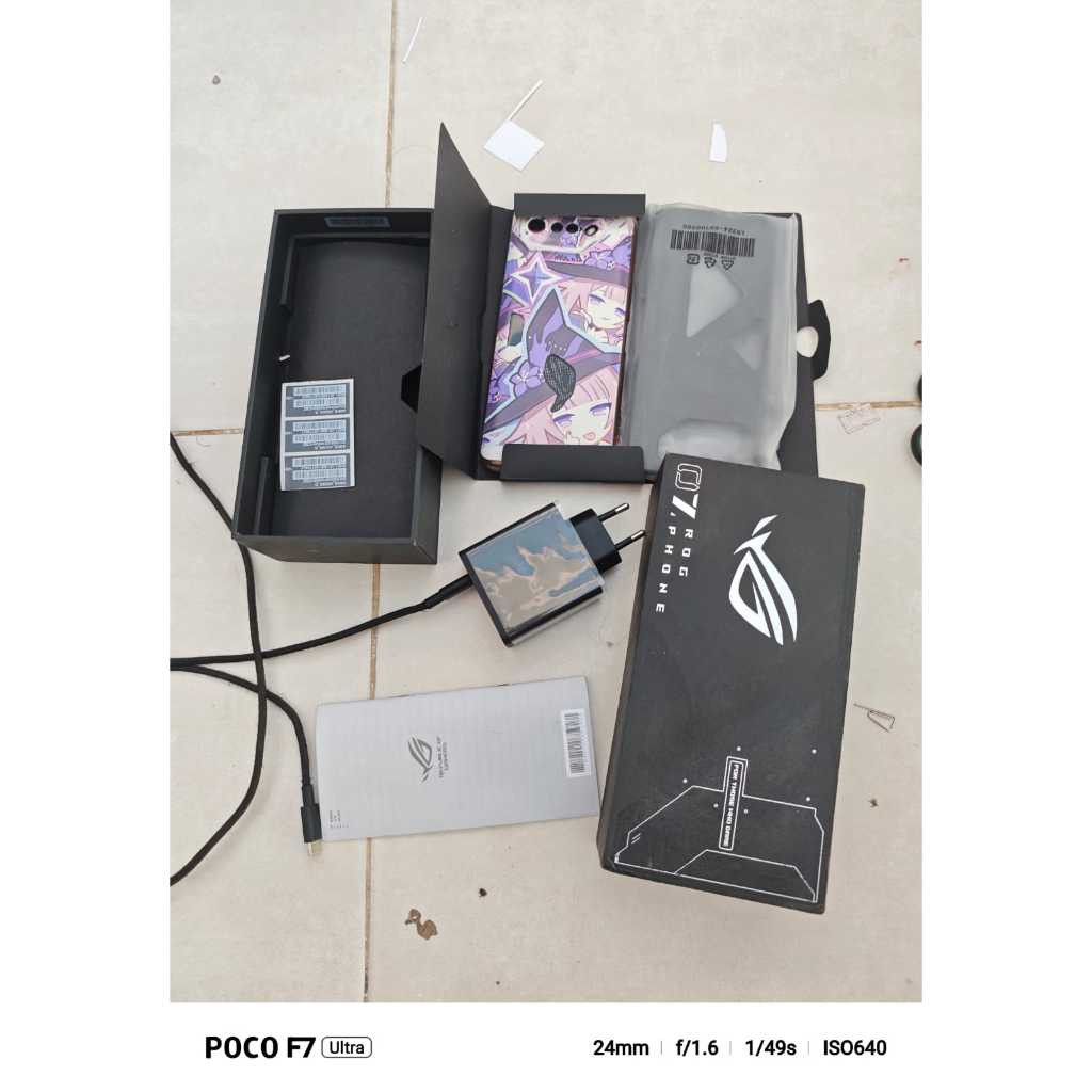 ASUS ROG phone 7 8/256 Second, Hitam