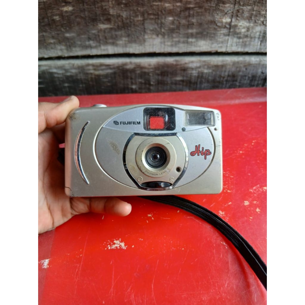 kamera analog 35rb jadul antik kuno lawas vintage kuno display anggap mati