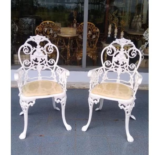 Kursi teras besi putih variasi onyx