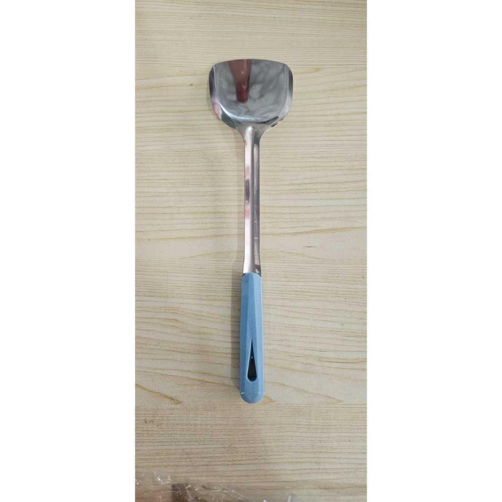 UGO Sodet Kipas Stainless Gagang Plastik / Sutil Penggorengan Gagang Plastik "502"