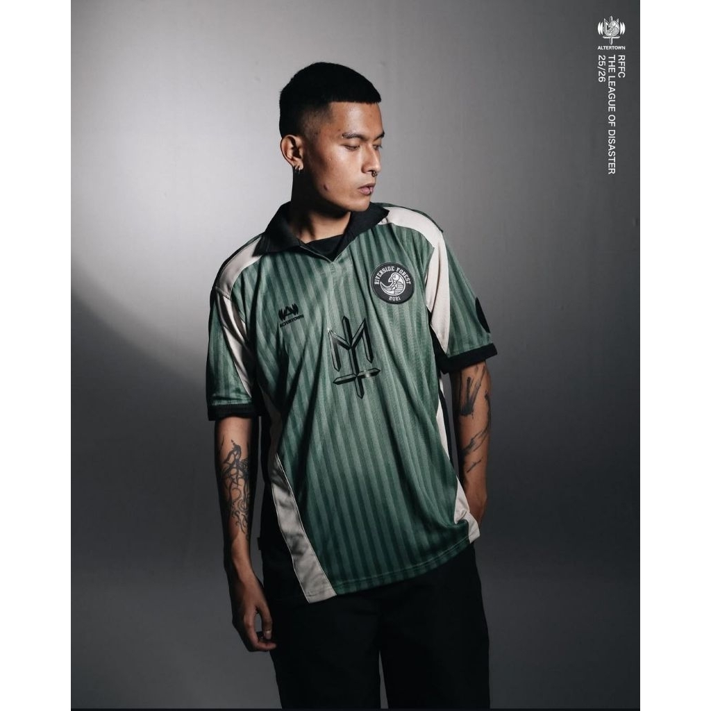 Jersey Away Riverside Forest X Maternal Disaster (Hijau)