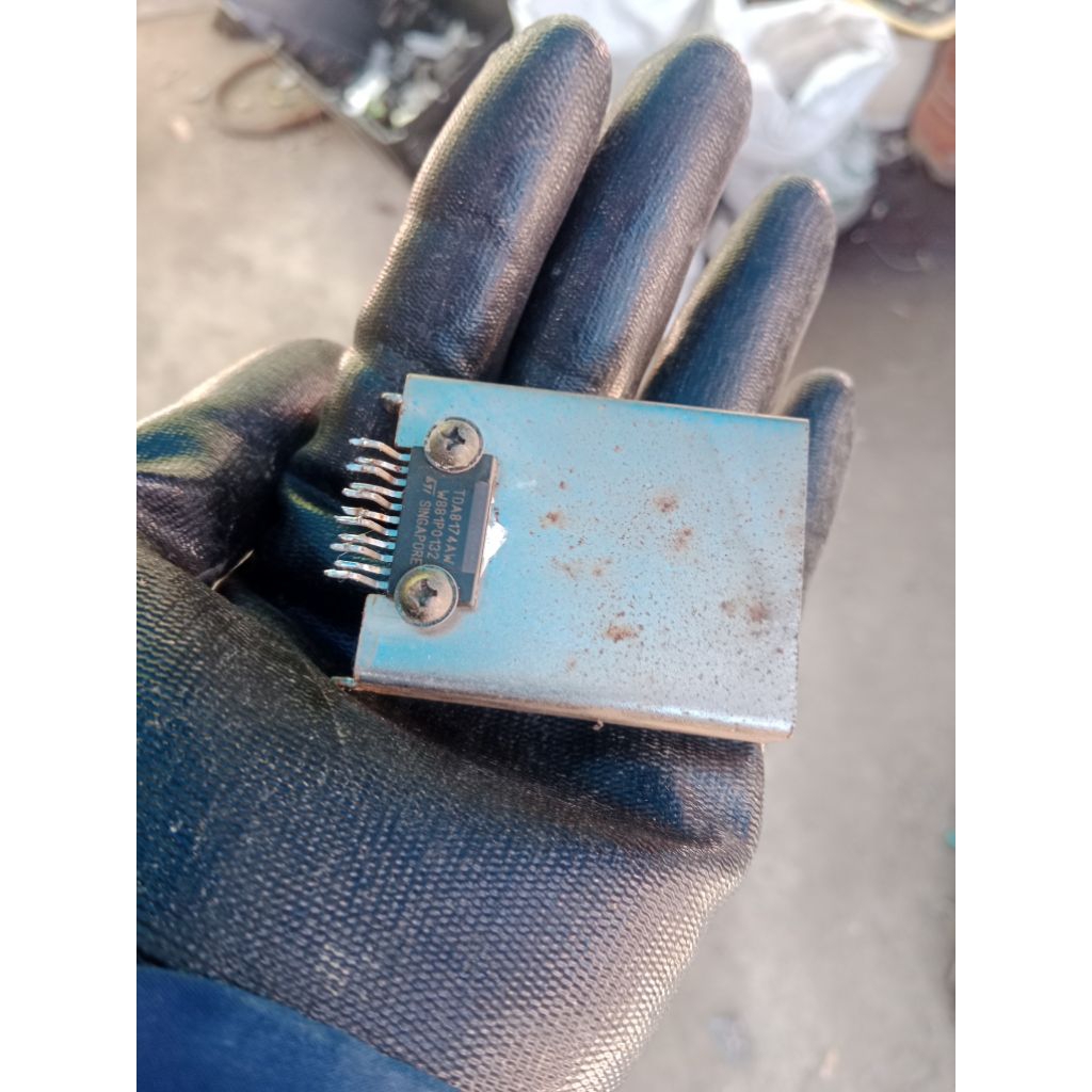 IC TDA 8174 AW Cabutan