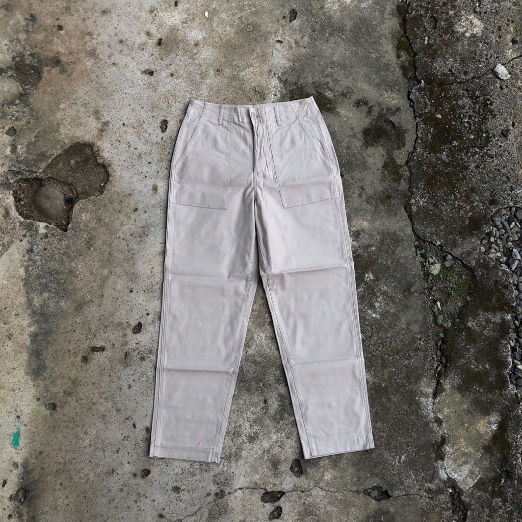 Millitary fatigue pants uniqlo ( second/bekas )