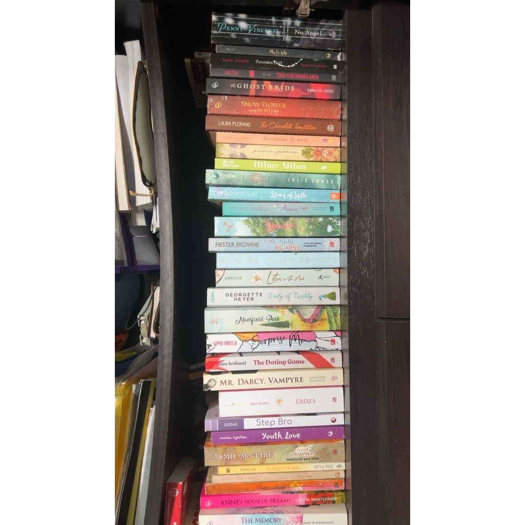 Preloved Novel Ori Murah [BATCH 1] - Once Upon A Broken Heart, Ballad of Never After, Hold On It Hur