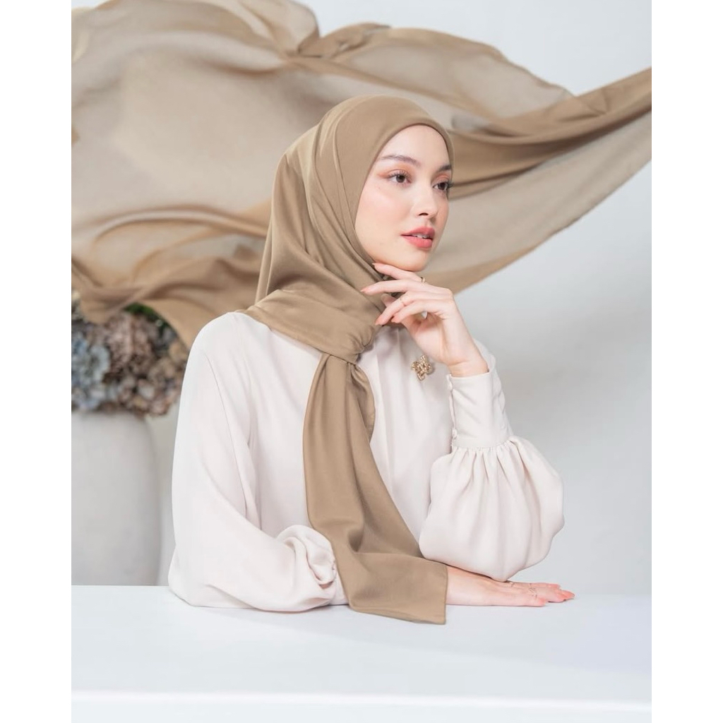 Voal Plain Scarf - Hijab Polos Heaven Lights [Preloved]
