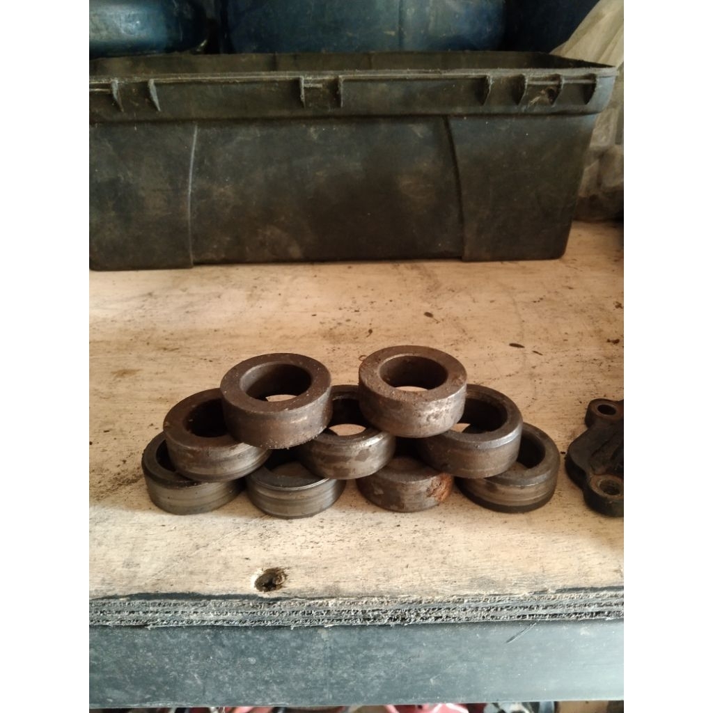 Boshing Kruk as F1zr Sporty