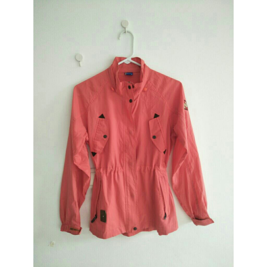 NACU outter running parasut