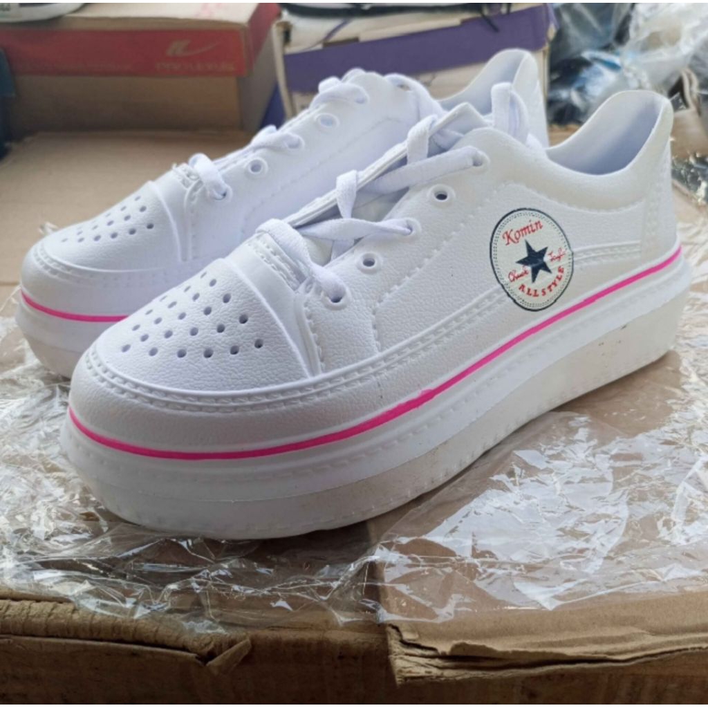 Sepatu Komin Sol Tebal