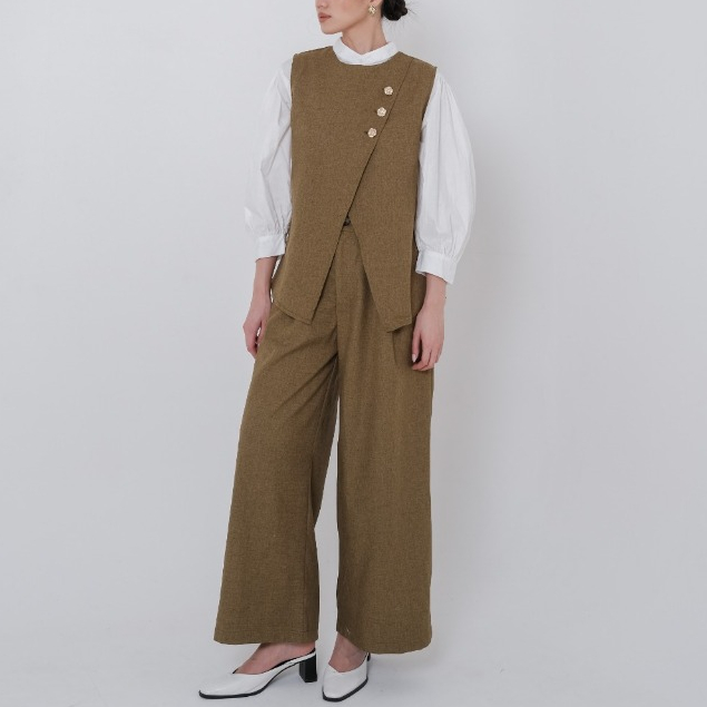 Seminggu.rtw - Tyra Set