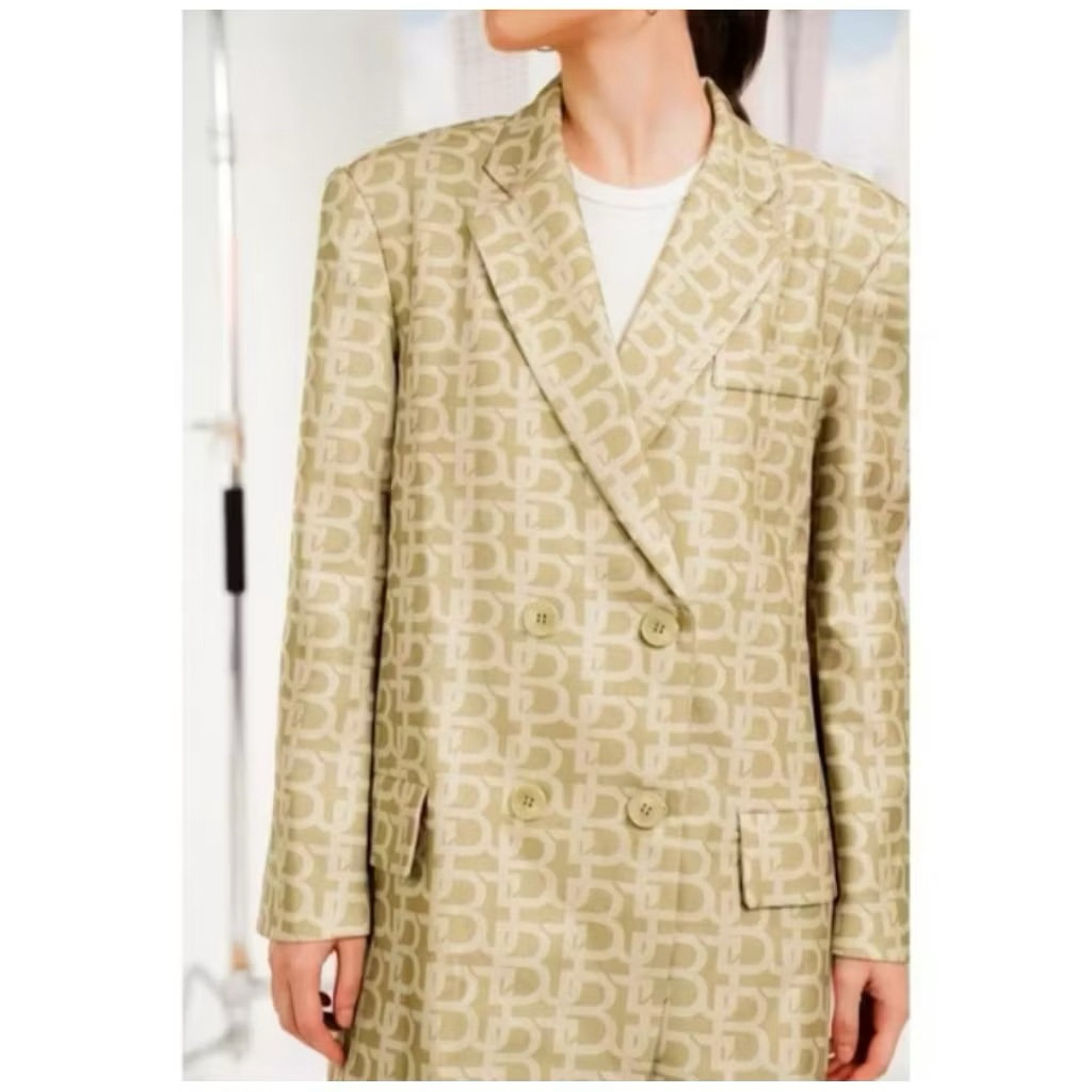 Monogram Benang Jarum, Bj X Raisa, sawarna Wearing Klamby