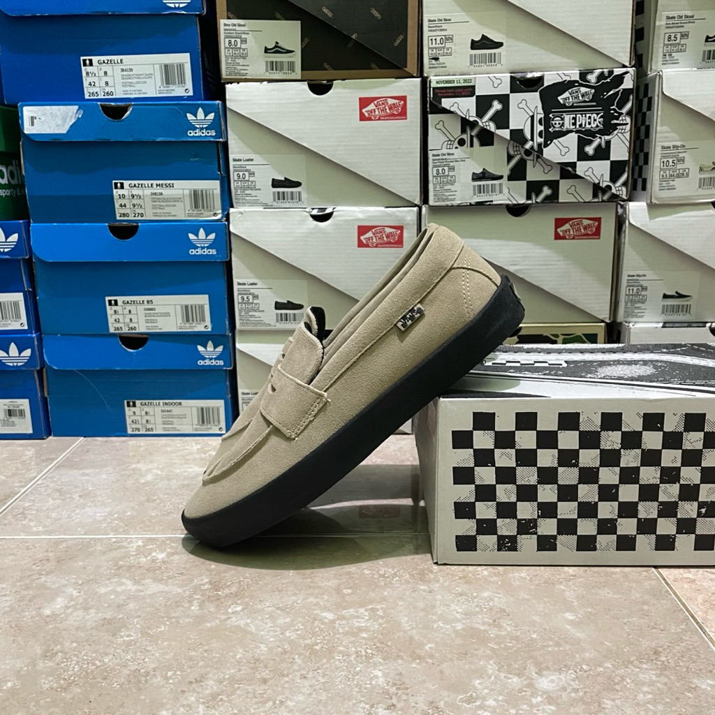 Vans skate loafer suede beige (Resmi PT NAVYA)