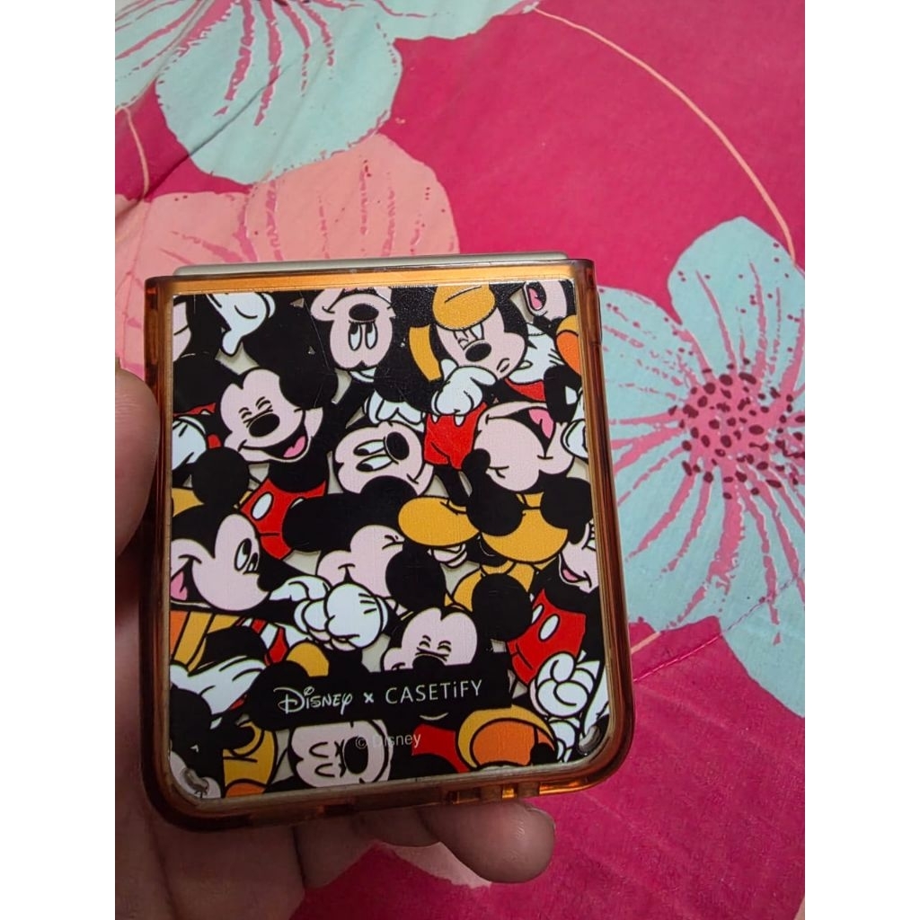 Second Samsung Flip 3