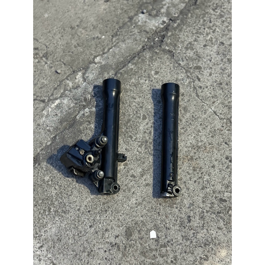 bottom depan mio sporty ori set kaliper ori second