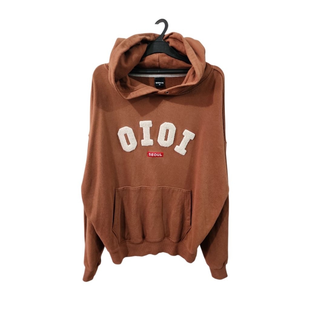 Sweater Hoodie Brand OiOi Warna Coklat Caramel