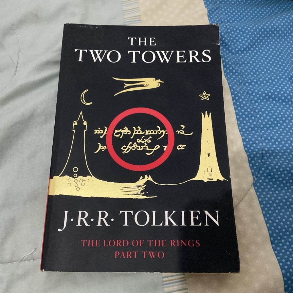 JRR Tolkien Lord of The Rings: The Two Towers