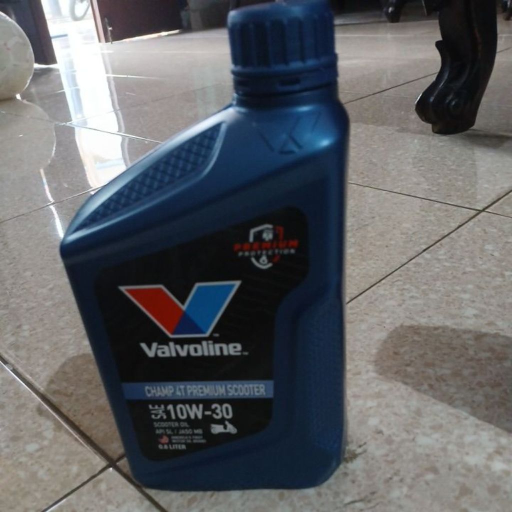 oli motor matic valvoline 0,8 lt 10w 30 asli