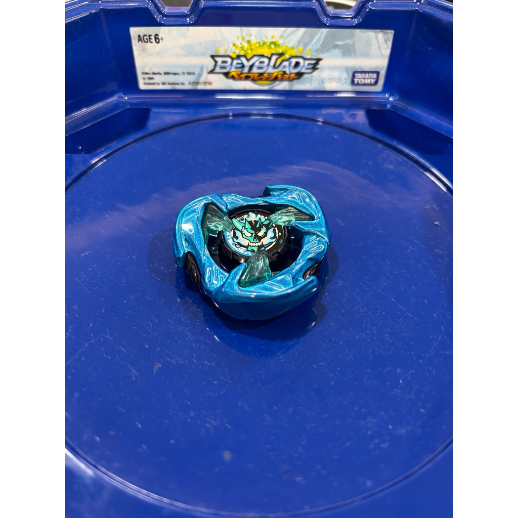 Blade Hells Hammer Beyblade X UX-10