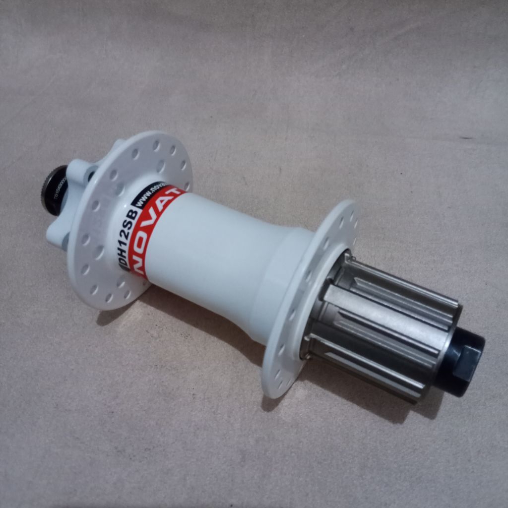 Hub Belakang / Freehub Novatec TA 12x157mm Super Boost Body HG 32 Hole Disc Bearing Sealed