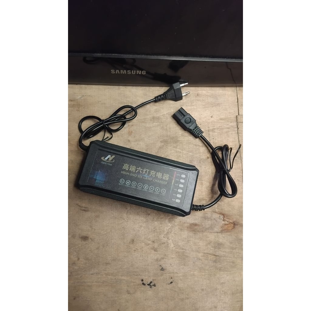 ~TokoKuuSerbaAda~Charger Sepeda Listrik 48V 12Ah Universal Charger Motor Listrik
