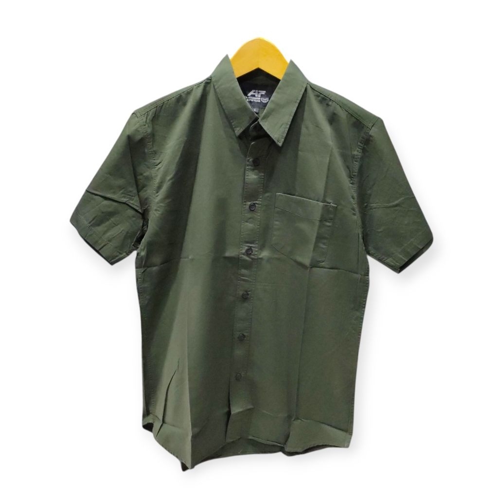 Kemeja Pria Lengan Pendek Tipe Polos Ukuran Dewasa Baju Hem Basic Distro Cowok Warna Hijau Filoshop