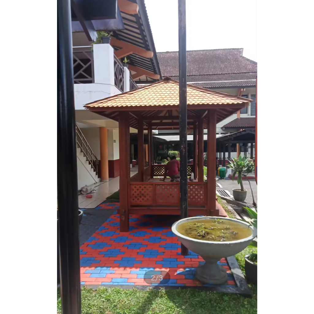 gazebo taman kayu mahoni | gazebo minimalis | gazebo kayu minimalis | rumah kayu minimalis