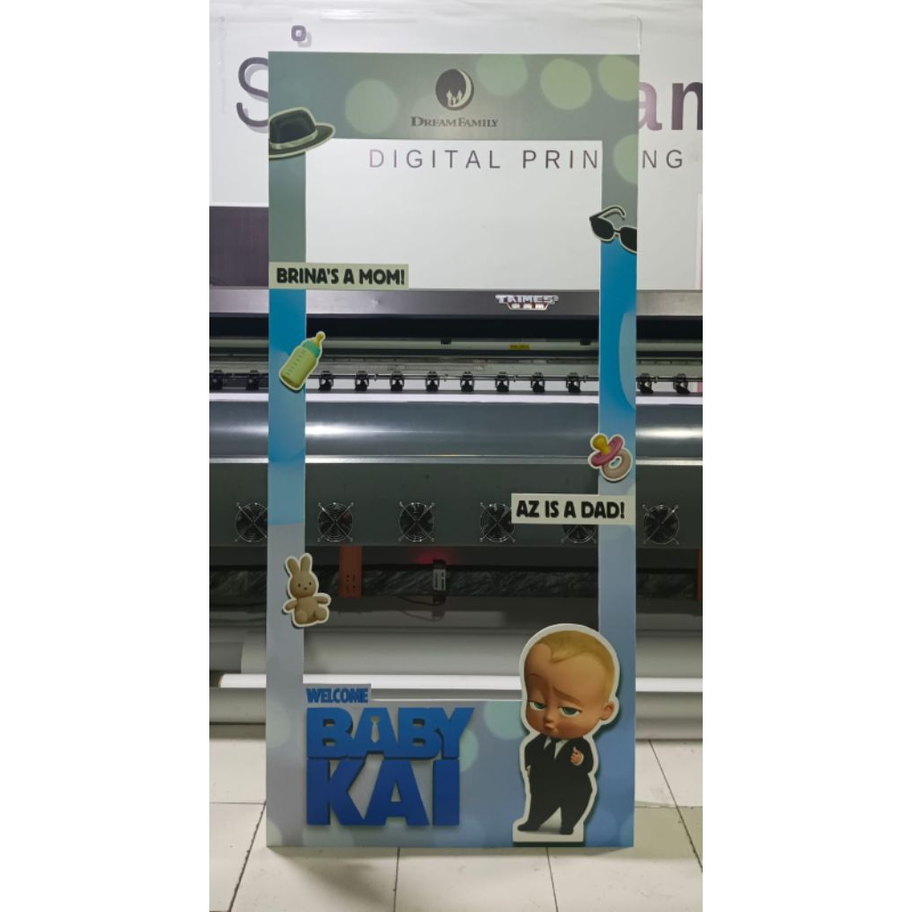 PHOTOBOOTH CUSTOM/ DECORATION ULTAH/ PERNIKAHAN