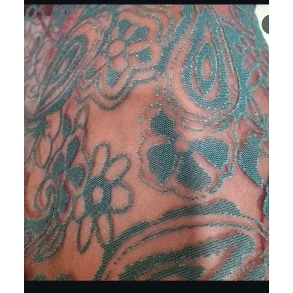 Kain brokat bulan, ukuran 1,5 meter.